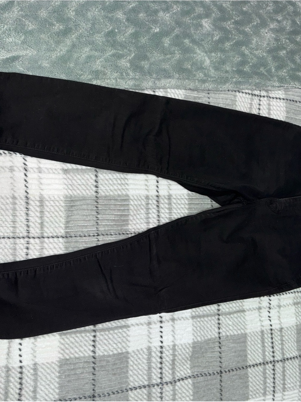 Levi's Black Straight Leg Women's Pants